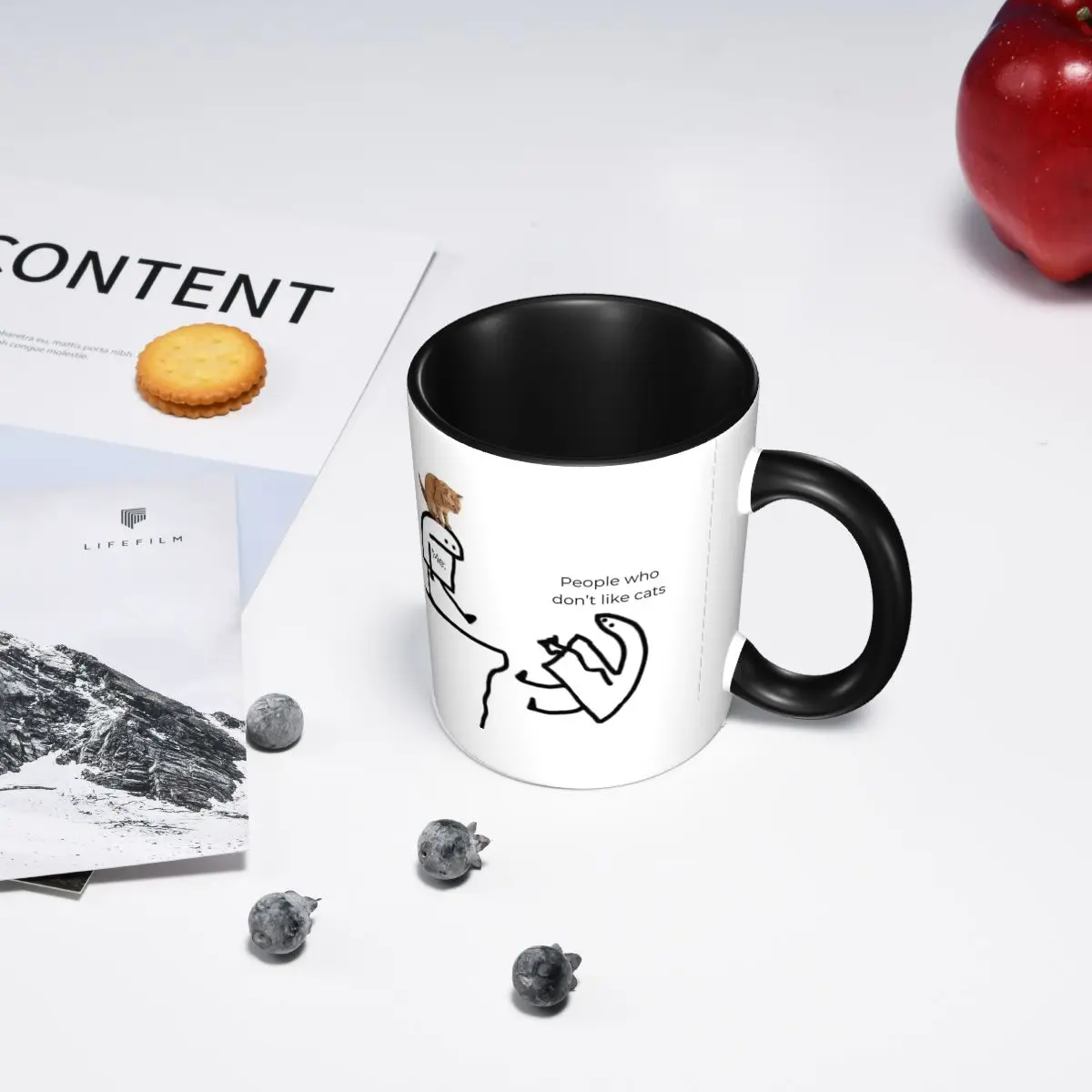 Me With Cat Design People Who  - Coffee And Tea Quotes Funny recension och pris