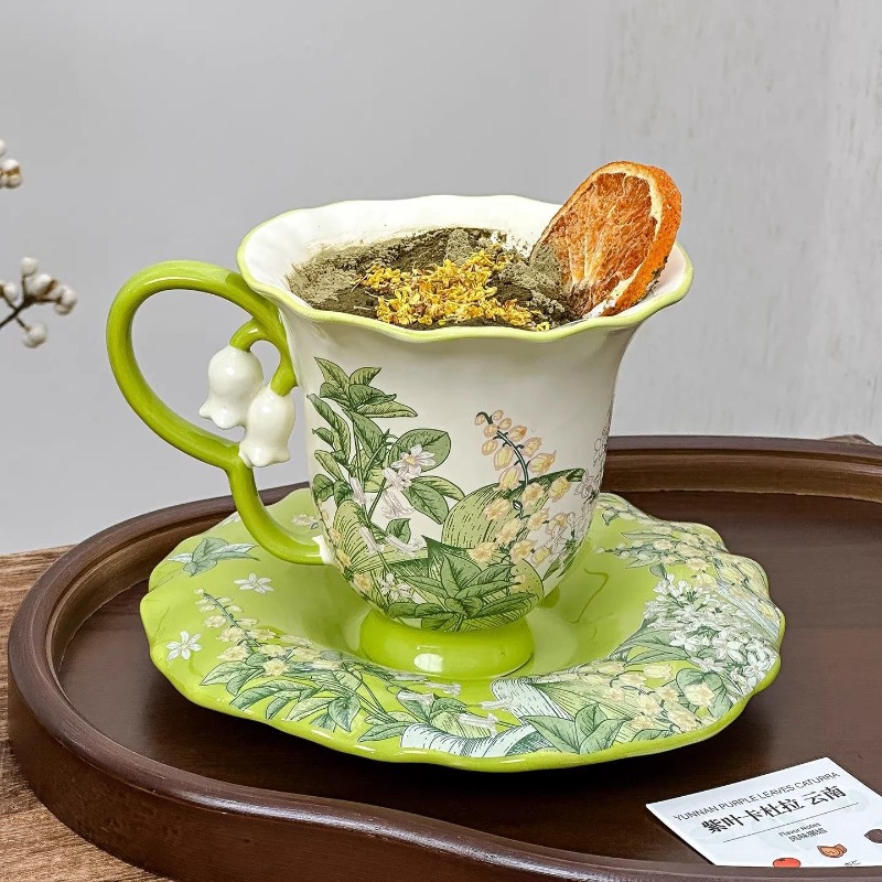 Lily of the valley blooming af - Coffee Tea Catering recension och pris