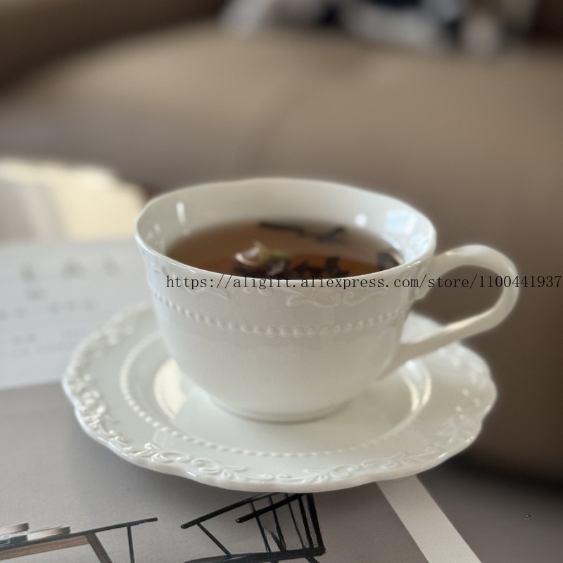 French Light Luxury Embossed F - Coffee Tea Catering recension och pris